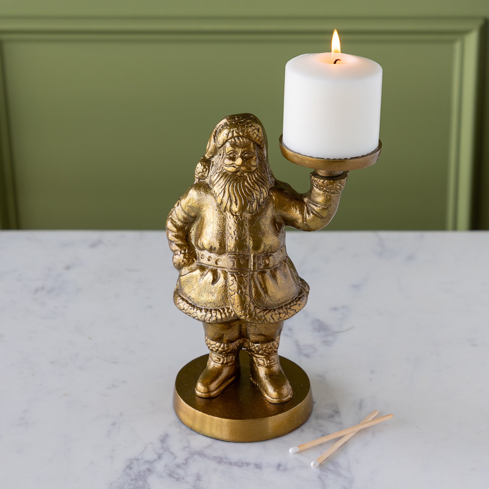 Saint Nick Figurine