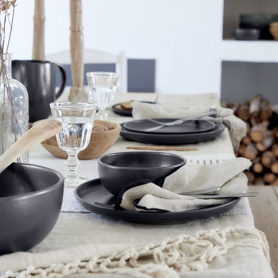 Pacifica Seed Grey Dinnerware