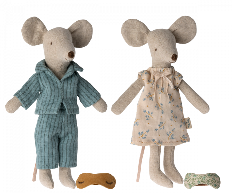 Mum and Dad Mice in Cigarbox