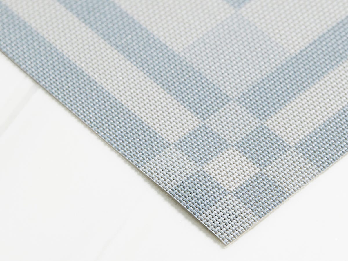 Close up of the corner of the Sea color