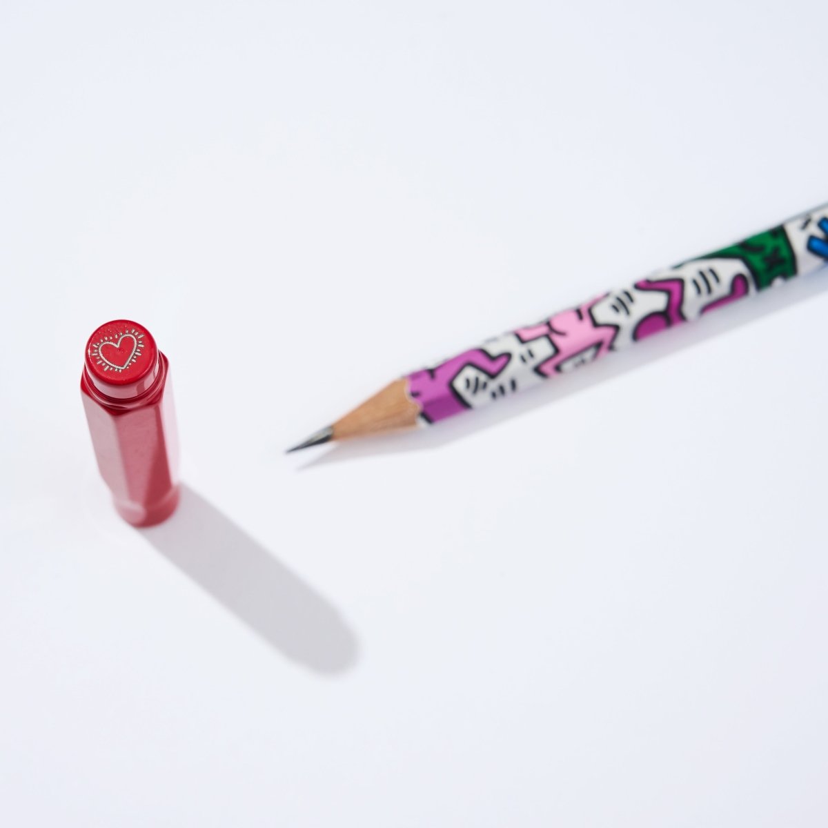 Blackwing point guard and pencil.