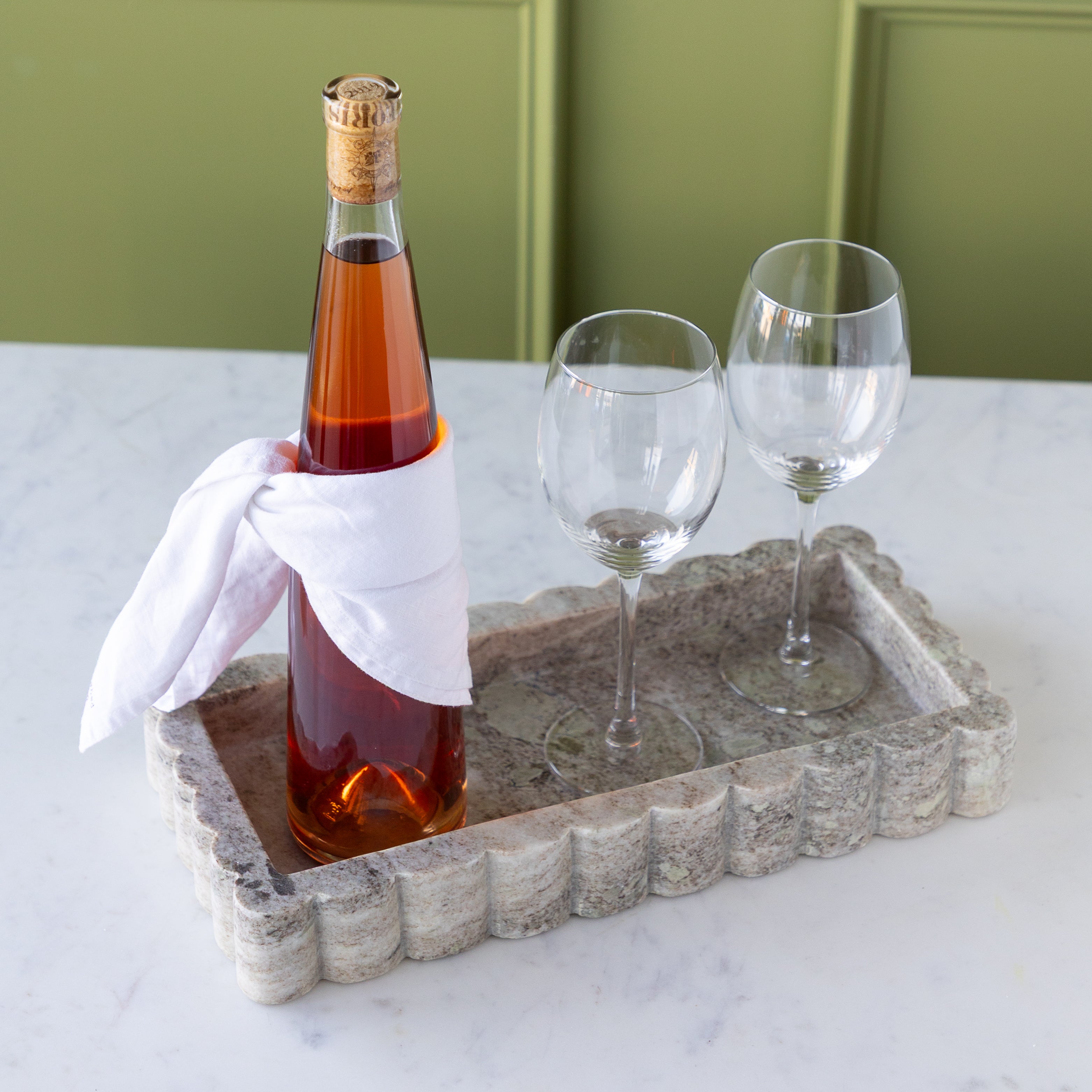 Intricate Scallop Marble Tray