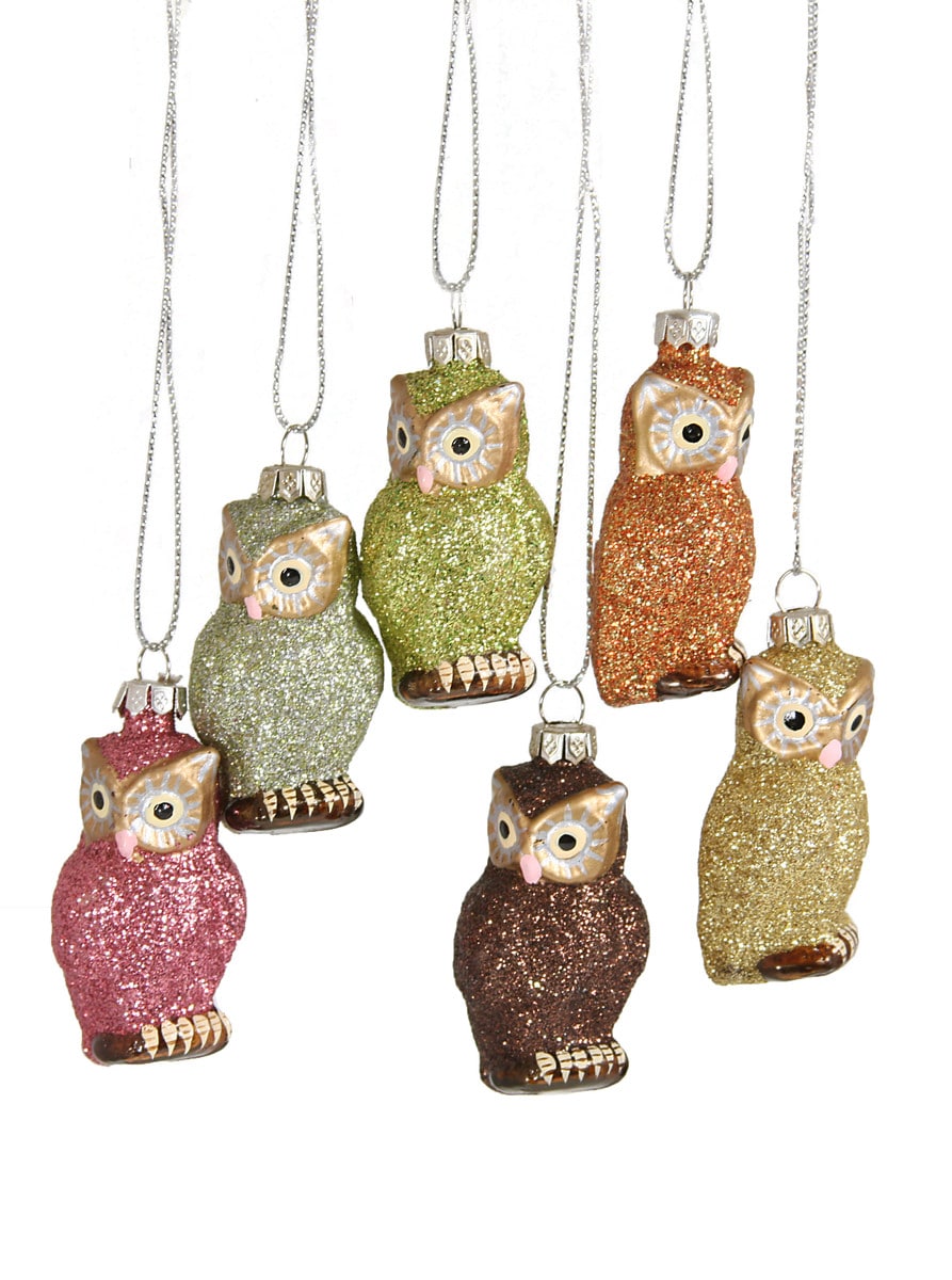 6 assorted colors of tiny owl ornaments. 