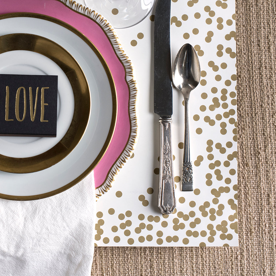Table setting with the Confetti Placemat.