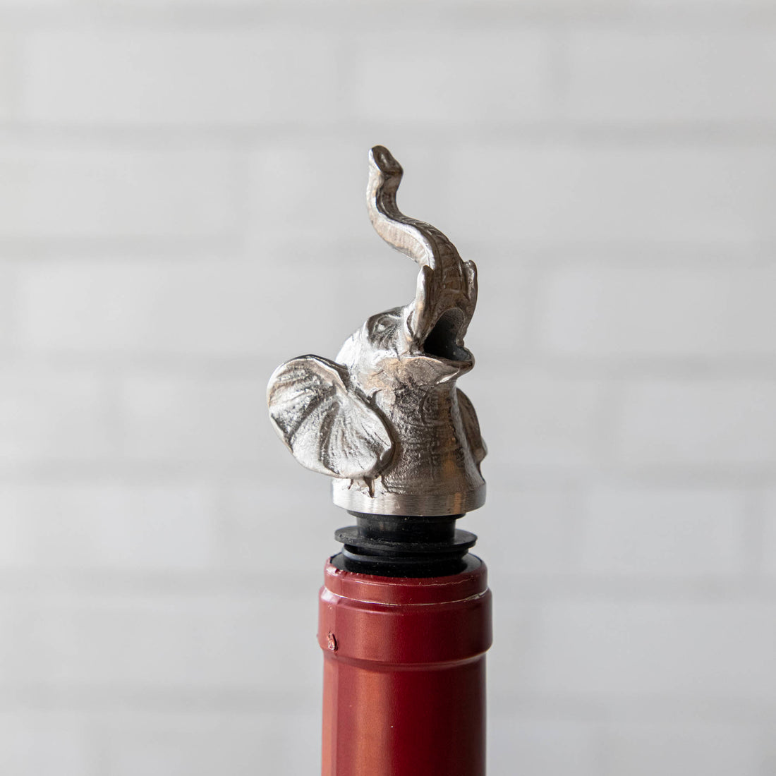 Elephant Pourer