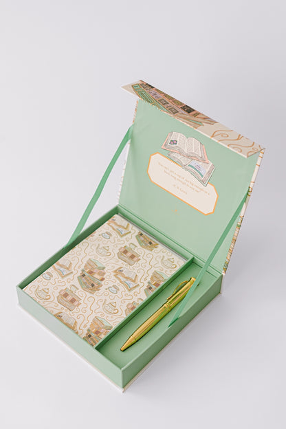 Cozy Book Stack Luxury Stationery Set. 